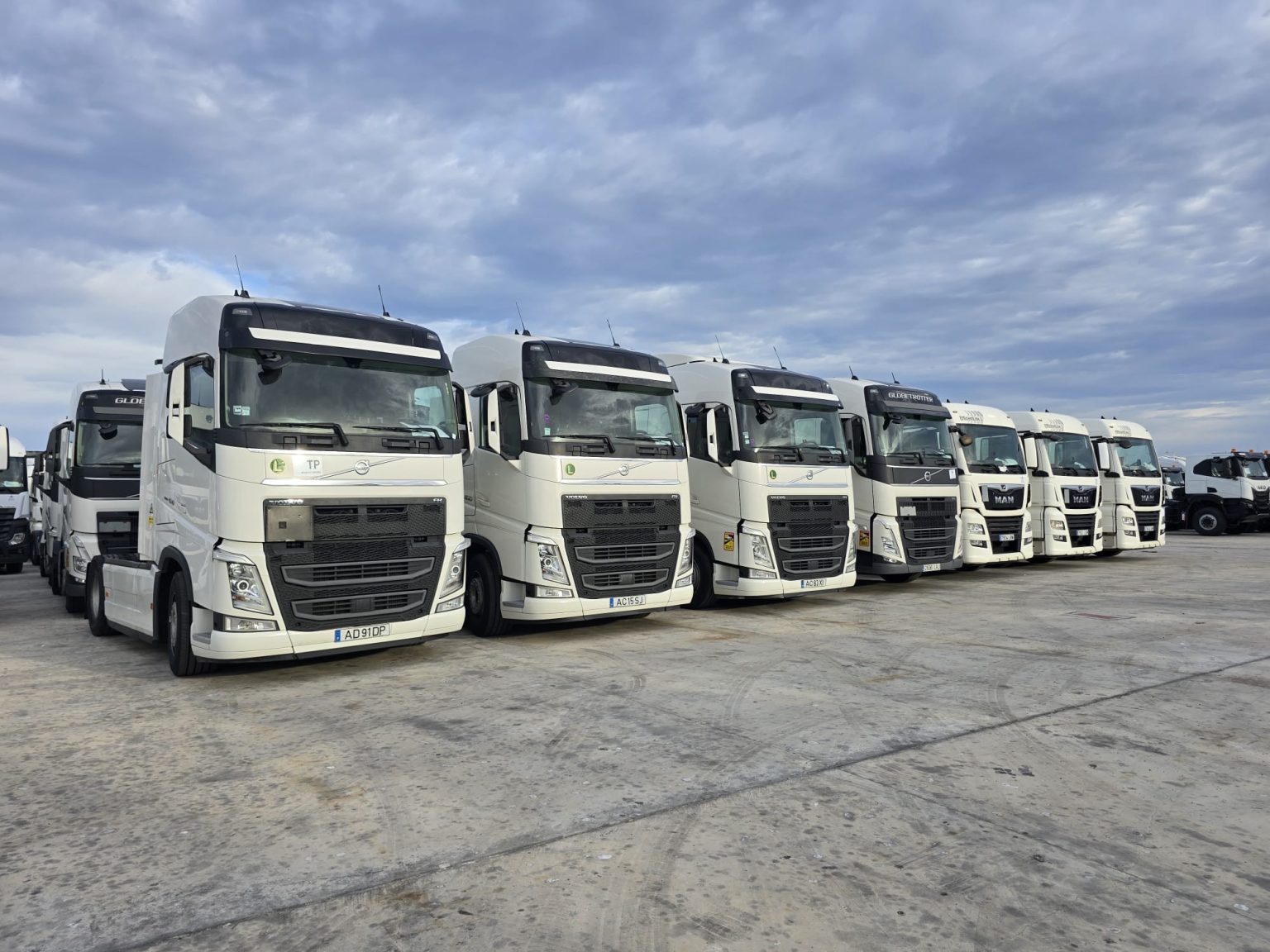 012dd950-028c-418b-84f7-e9469b3665e2